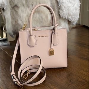 Michael kors medium saffino leather bag